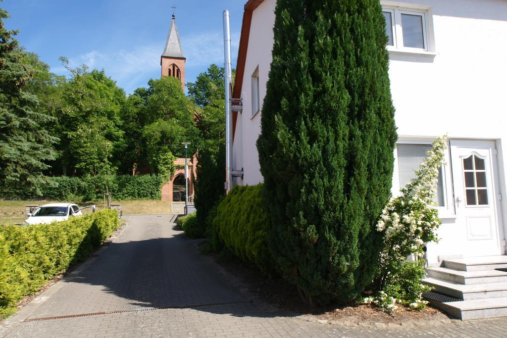 Pension Kastanie Bergen Auf Rugen Buitenkant foto